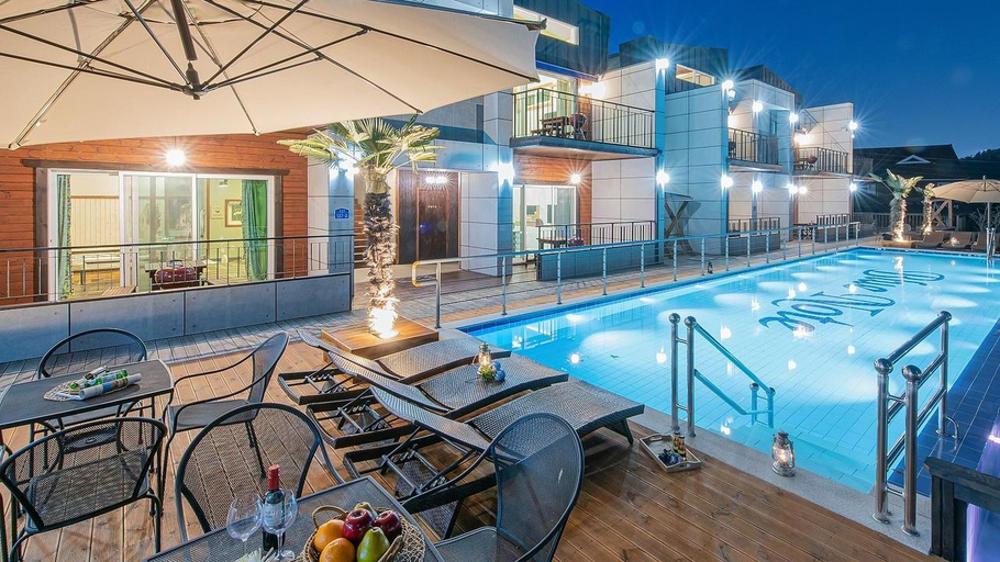 Sport & Beauty, Gyeongju Blue Note Pool Villa, Gyeongju