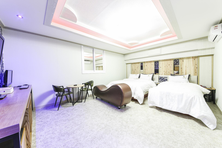 Bedroom 2, Gwangju Unam-dong Sopung, Buk
