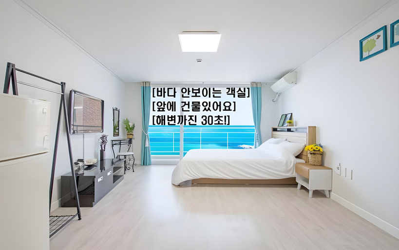 Bedroom 2, Goseong Sealand Pension, Goseong