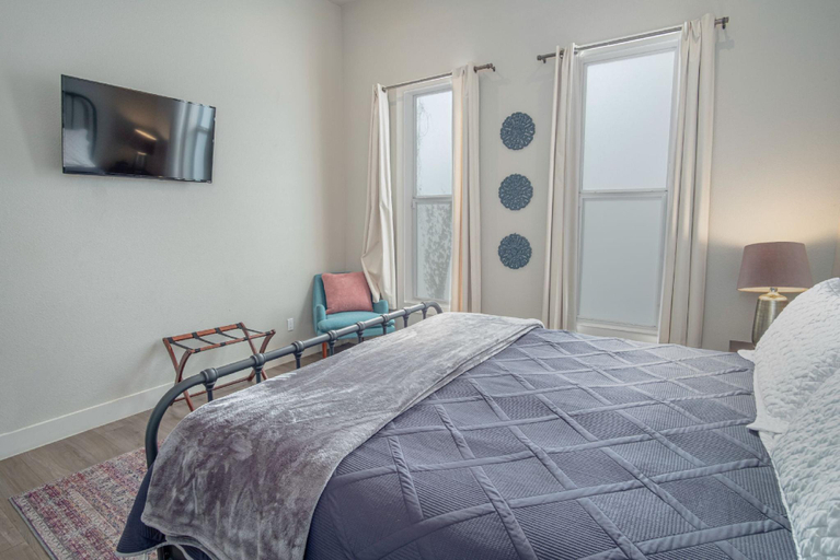 Bedroom 3, Gorgeous Family-Friendly Home Near Downtown, Bexar
