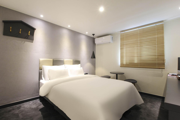 Bedroom 4, Pohang Daejamdong Togenheart Hotel, Pohang