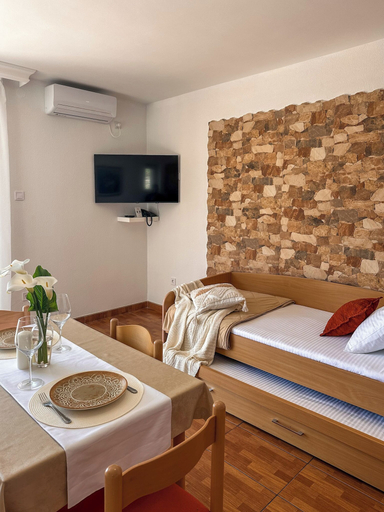 Bedroom 3, Apartments Stella del Mare