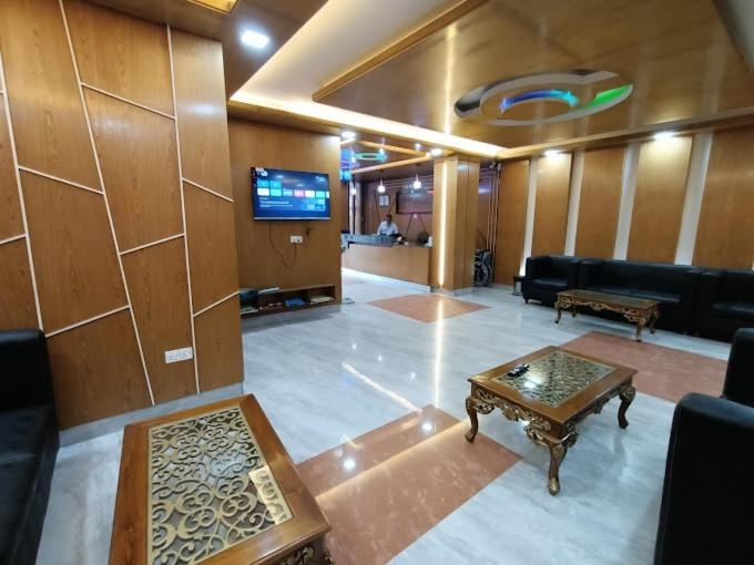 Others, Hotel D Palace, Dhaka