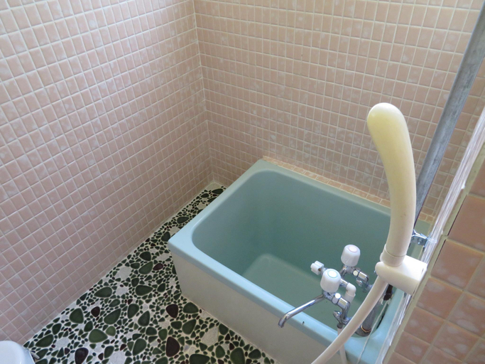 Bathroom 5, Holiday Home, Shari