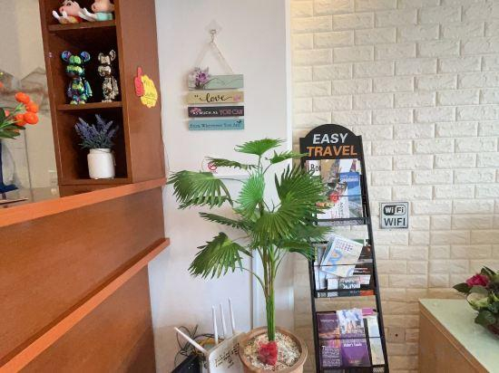 5, Riverbank Suites 306 with beautiful RiverView, Kuching