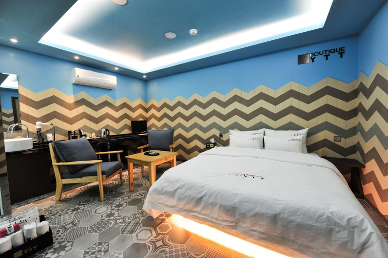 Bedroom 3, Ulsan Samsan YTT, Jung