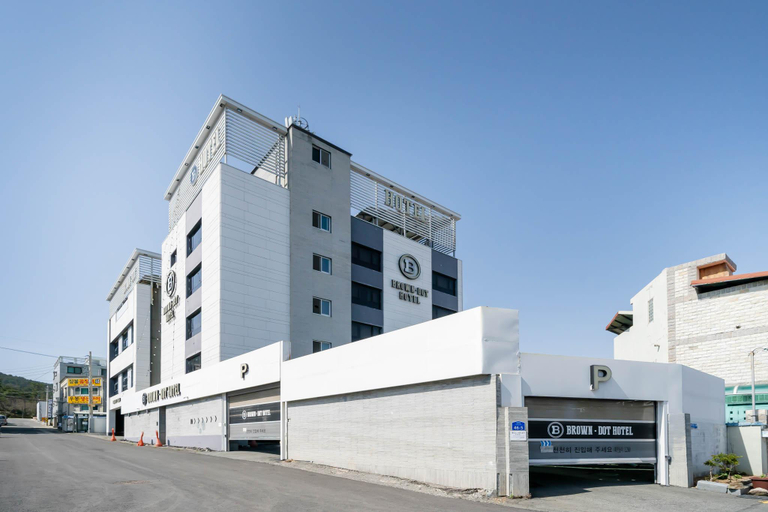 Exterior & Views 1, Busan Gijang Brown Dot Pension, Gijang
