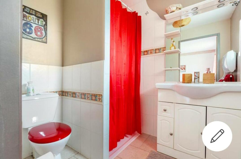 Bathroom, Chez Cathie a Muret, Haute-Garonne