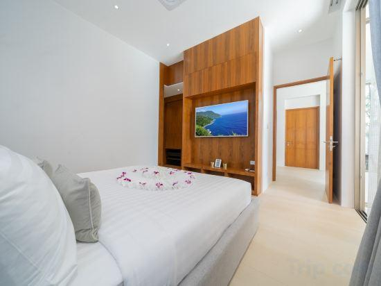 3, Trinity Villa 5 Bedroom & 20 Meter Pool Luxury Villa near Bangtao Beach, Phuket Island