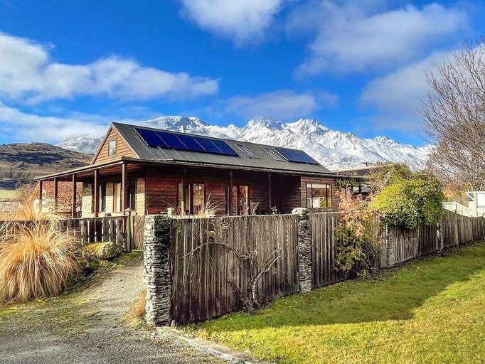 Others 2, Glenorchy Lake House, Queenstown-Lakes