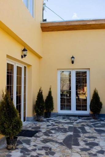 Exterior & Views 2, RestArt Boutique Hotel