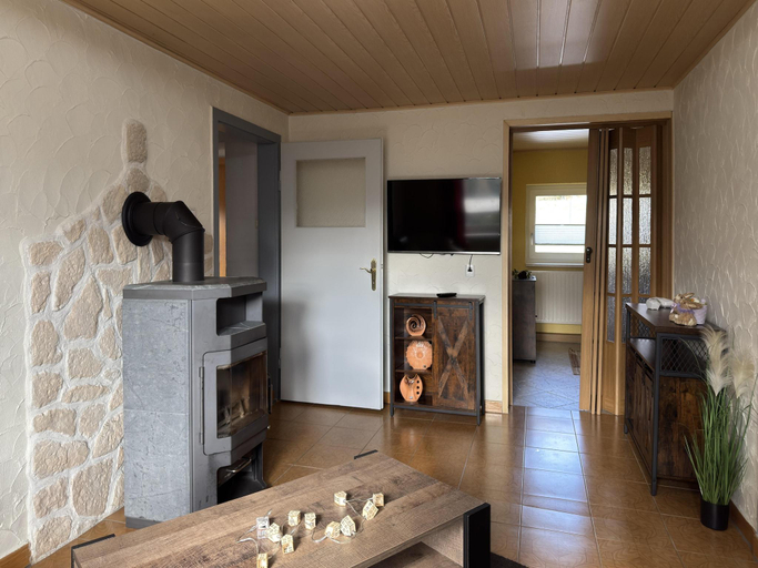 Others 5, Peaceful Forest Getaway, Ilm-Kreis