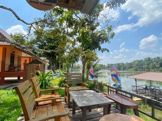 5, Sirikwan Resort, Tha Sae