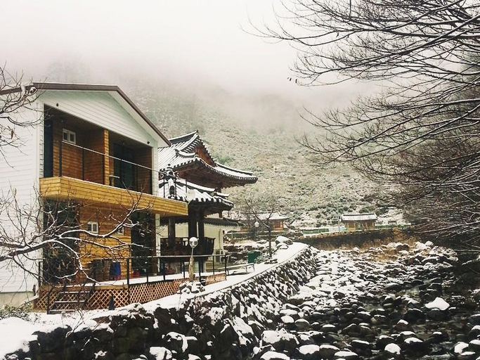 Others 1, Hadong Jayeoneuro Pension, Hadong