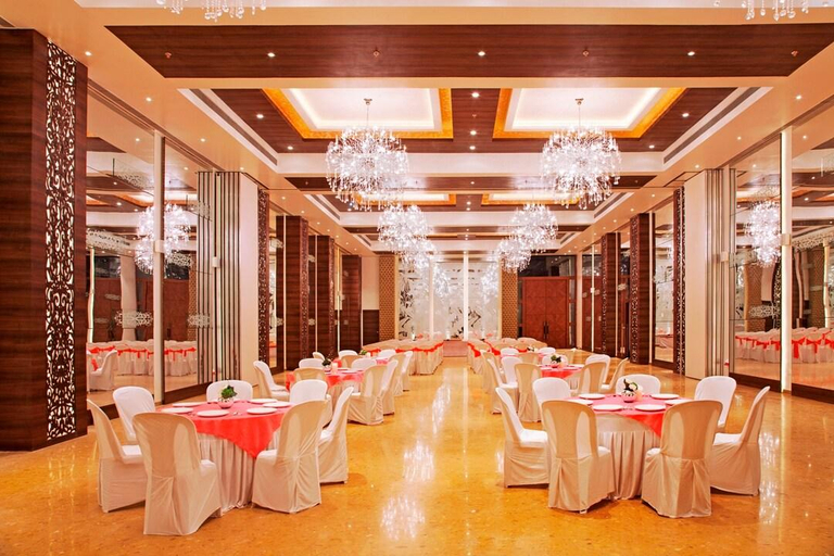 Food & Drinks, Palette - The Grand Sita, Gondiya