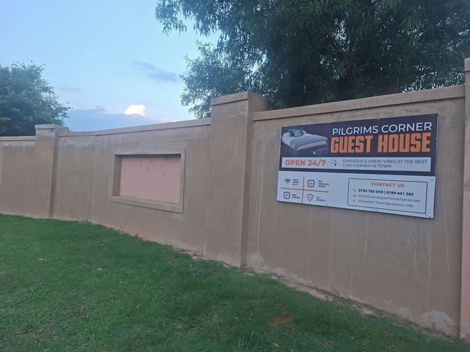 Property grounds, Pilgrims Corner Guest House, West Rand