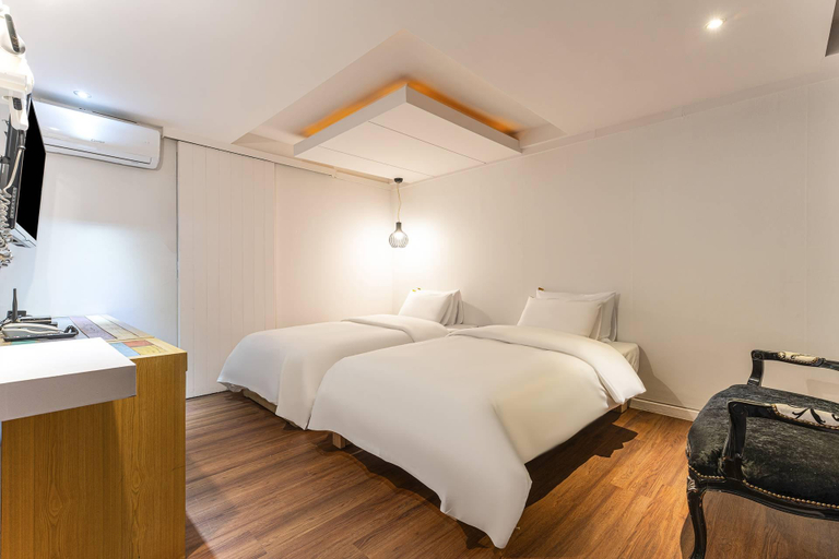 Bedroom 2, The Hotel, Yangju