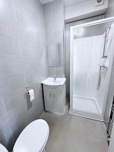 Bathroom, The Gables Hotel, Blackpool