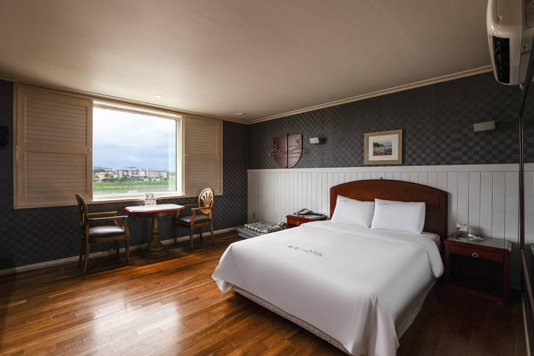 2, Yeoju Namgang Hotel, Yeoju