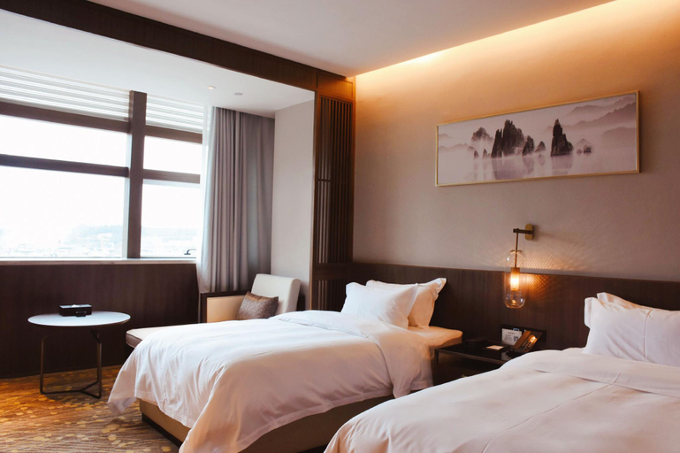Bedroom 2, Songtai Hotel, Lishui