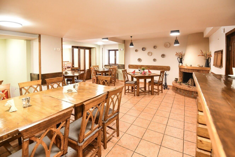 Food & Drinks 3, Pensiunea Cornelia, Predeal