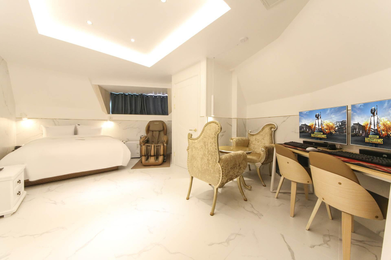 Bedroom 2, Asan Mari Hotel, Asan