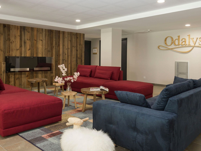 Reception 4, Alpine Comfort Near Slopes, Haute-Savoie