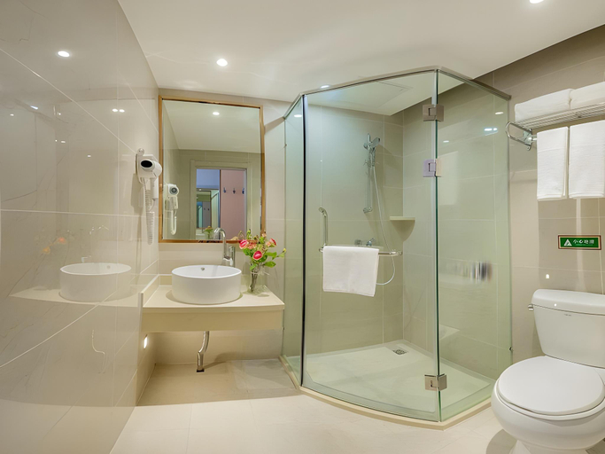 Bathroom, Vienna Classic Hotel Mudanjiang Railway Station Pedestrian Street, Mudanjiang
