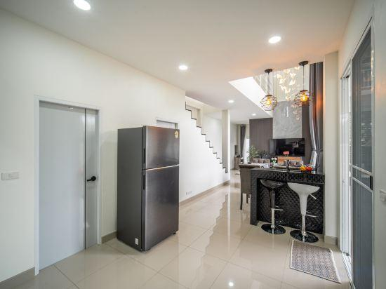 2, La Lune Pool Villa Chiang Mai, Saraphi