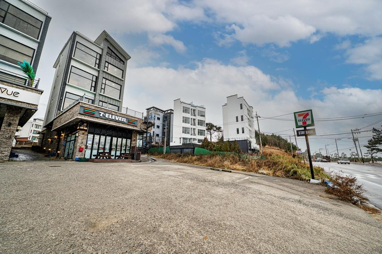 Exterior & Views 1, Gangneung Staybada Pension, Gangneung