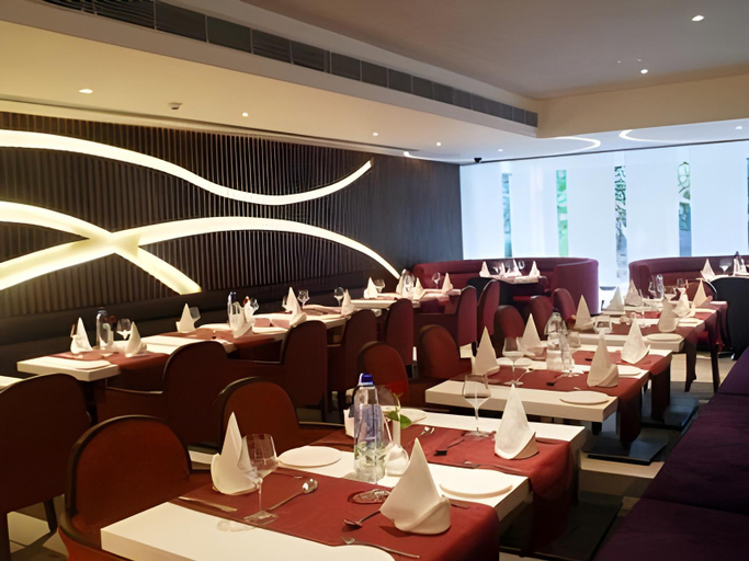 Food & Drinks 5, The Gaur Chandigarh, Chandigarh