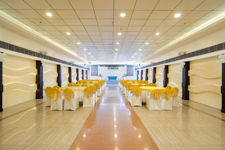Others 5, The Surya, Cochin, Ernakulam
