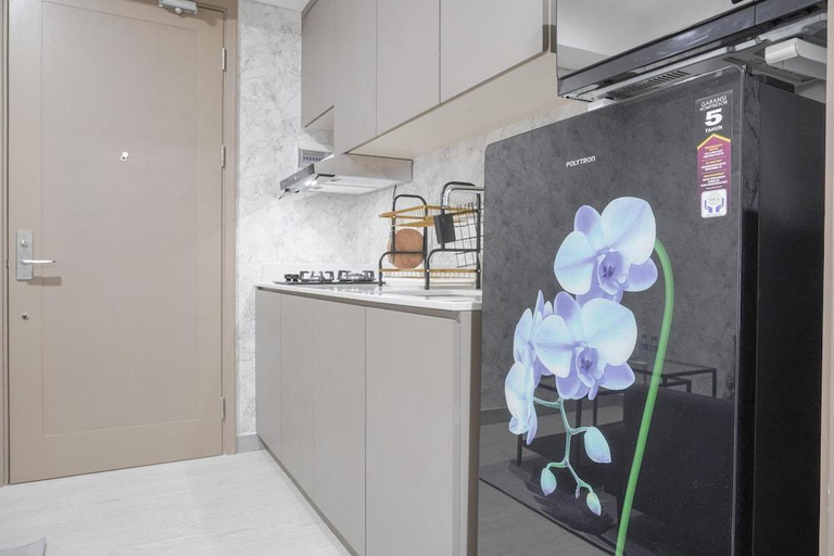 Others 2, Warm And Elegant 1Br At Gold Coast Apartment, North Jakarta