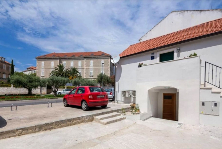 Exterior 4, Studio apartments Zeravica in the heart of Split with parking, Split