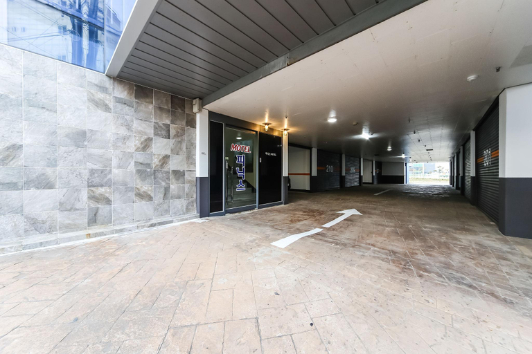 Exterior & Views 1, Geojedo branch cell Phoenix, Geoje