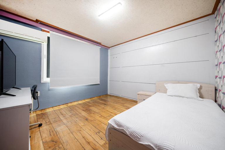Bedroom 3, Gimje Top, Gimje