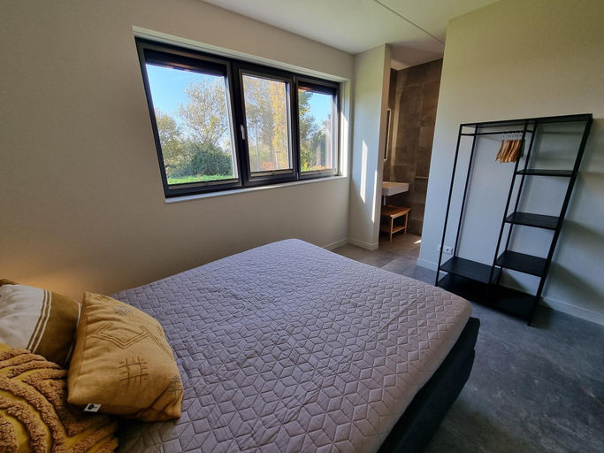Bedroom 2, Water Villa in Balk with Private Jetty, Gaasterlân-Sleat