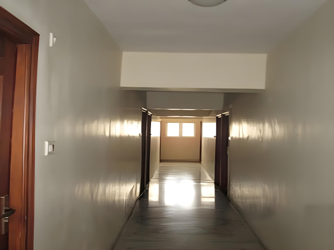 Others, Hotel Minerva, Jalgaon