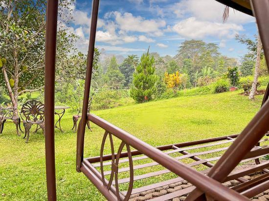3, Large Villa Ciater 3BR near Sariater, Subang
