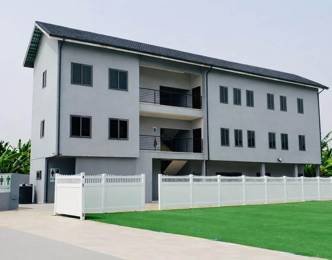 Exterior, Viks Court, Cape Coast