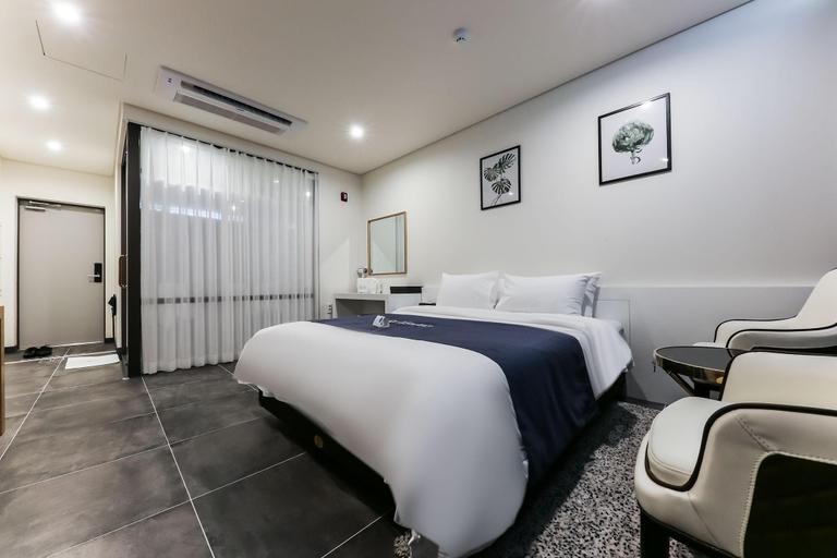 Bedroom 2, Cheongju Leaders Hotel, Cheongju