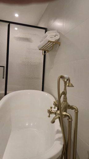 Bathroom 4, Jing Land Hotel Luang Prabang, Luang Prabang