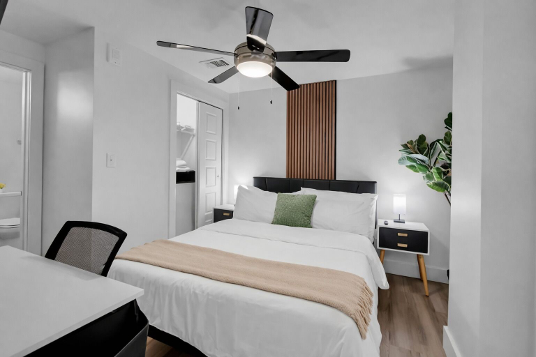 Room 5, The Adams by Stylish Stays, Tulsa