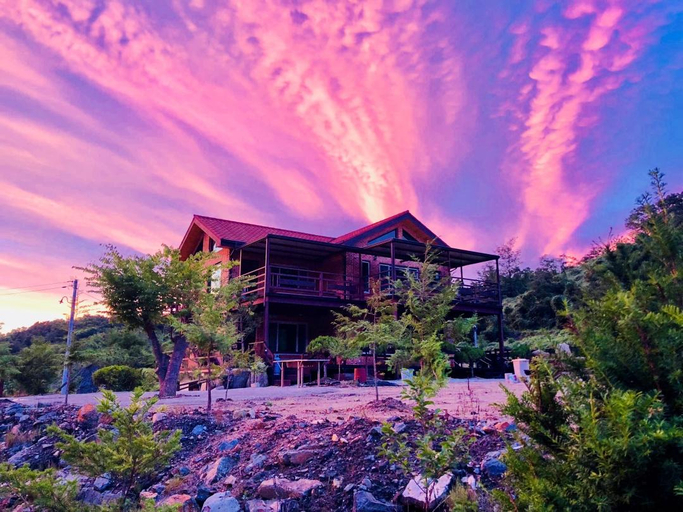 Others 5, Goesan Sanmak Harmony Pension, Goesan