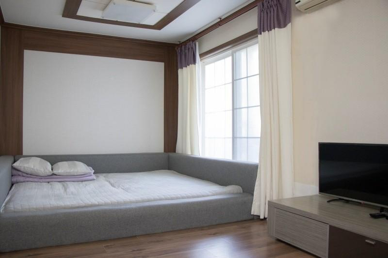 Bedroom, Gapyeong Red Zone Plus Pension, Chuncheon