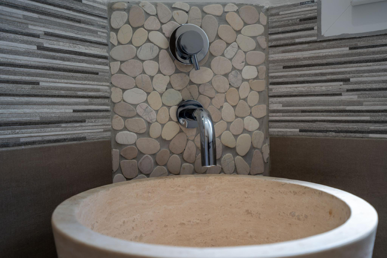 Bathroom 5, Mas La Cheneraie, Vaucluse