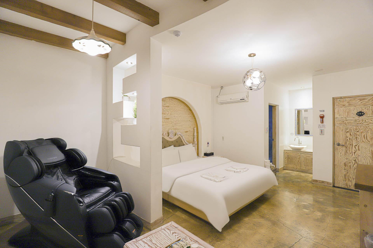 Bedroom 5, Eumseong Jijunghaeui Achim, Eumseong