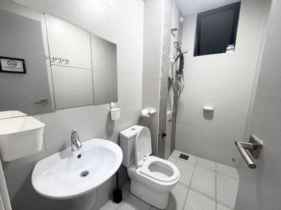4, SkyLoft 3Bed2Bath @ Bukit Indah next to Aeon Mall, Johor Bahru