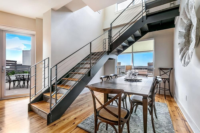 Others 4, Upscale Condos and Penthouses Close to Canal & Bourbon St., Orleans
