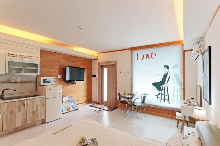 Others 5, Namhae Lumiere Pension, Namhae